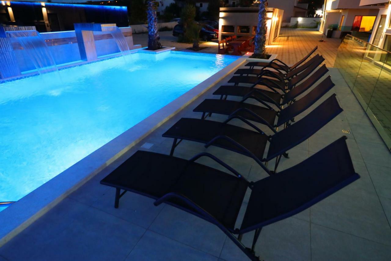بيبينيا Boutique Residence Cosmopolis المظهر الخارجي الصورة
